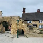 Boutique Townhouse Uphill Lincoln