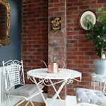 The Rector\'S Retreat At The Old Vicarage
