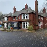 Cosy 1 Bed Apartment Next To The Hospital And Close To The Bailgate