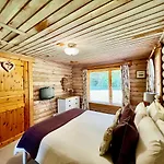 Lindley Log Cabin
