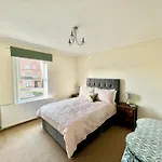 10 Langworthgate