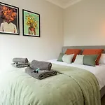 Pass The Keys Beautiful 3Bed Home With Parking In Cathedral Quarter