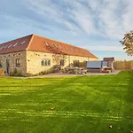 Holly Tree Barn, Ashlin Farm Barns