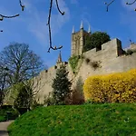 4 Danes Cottages - Perfect Location