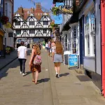 4 Danes Cottages - Perfect Location