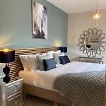 Dragonfly Cottage, Ashlin Farm Barns
