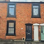 No.2 Boutique Art Townhouse 