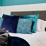 Swanky City Centre Apartment