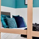 Swanky City Centre Apartment