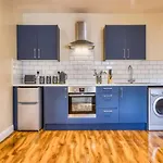 Pass The Keys Spacious Flat In The City Centre
