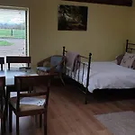 Charming Country Retreat