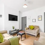 Lincoln House Close To City And University!