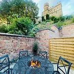 Castle View House