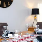City Escape L Last-Minute Special L Sleeps 6 L 3-Bed Home By Broad Meadow Stays, Lincoln L Free Wi-Fi L Monks Lodge