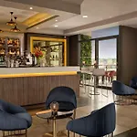 Doubletree By Hilton Lincoln