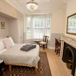 Characterful Flat By Lincoln Castle Pass The Keys