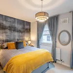 Strugglers Retreat - Uk32878