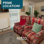 Cosy And Beautiful 2-Bed Home In Lincoln By Renzo, Free Parking, Close To City Centre