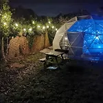Secret Hot Tub - Heated Dome Lincoln Firepit Projector