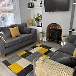 Archie\'S Cottage
