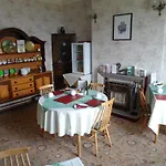 Mayfield Guest House