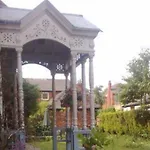 Tennyson Court