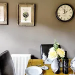 Hawthorn House, Lincoln