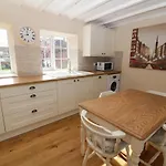 Farriers Cottage