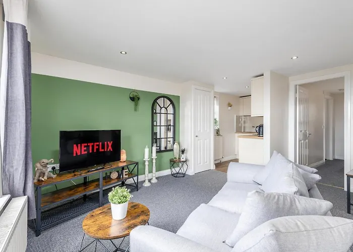 City Centre Stunning 1 Bedroom Apartment - Snugstaff
