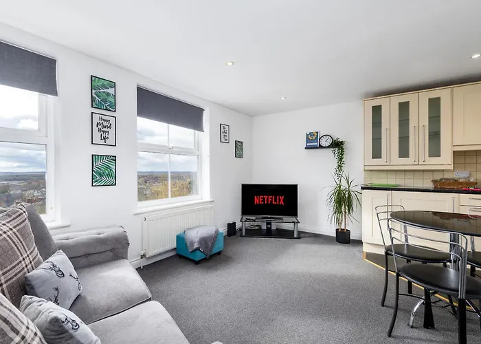 City Centre Charming 2 Bed Lovely Apartment-Snugstaff