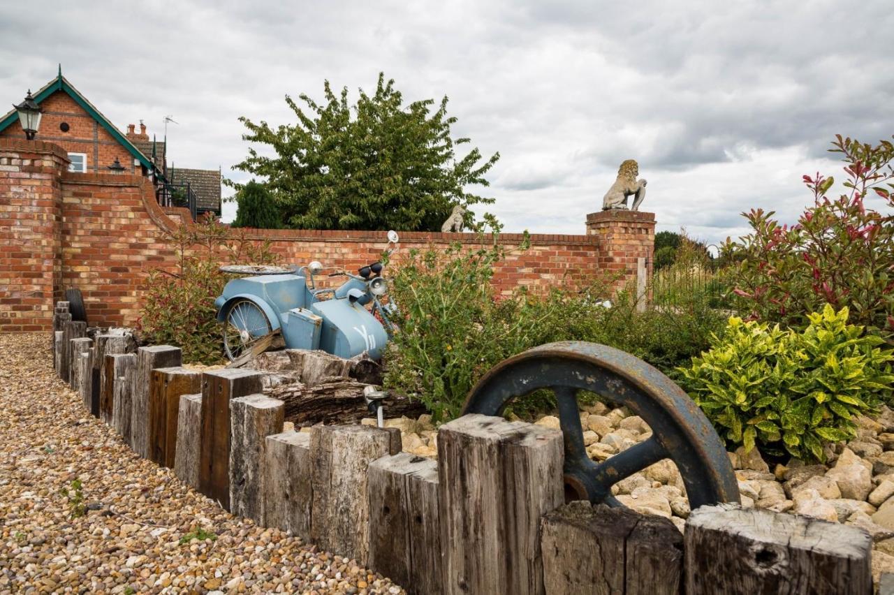 Retreat With Private Hot Tub Holiday home *