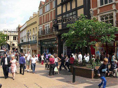 By Ihg 4* Lincoln