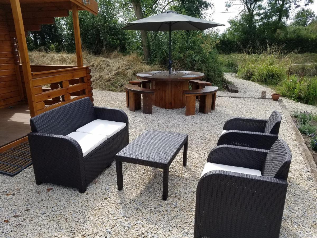 West Pool Chalet Lincoln