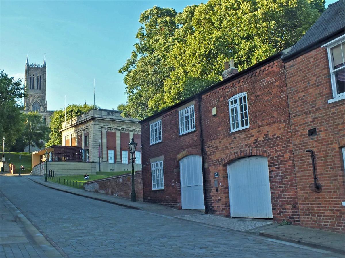 Apartment Danesgate Coach House