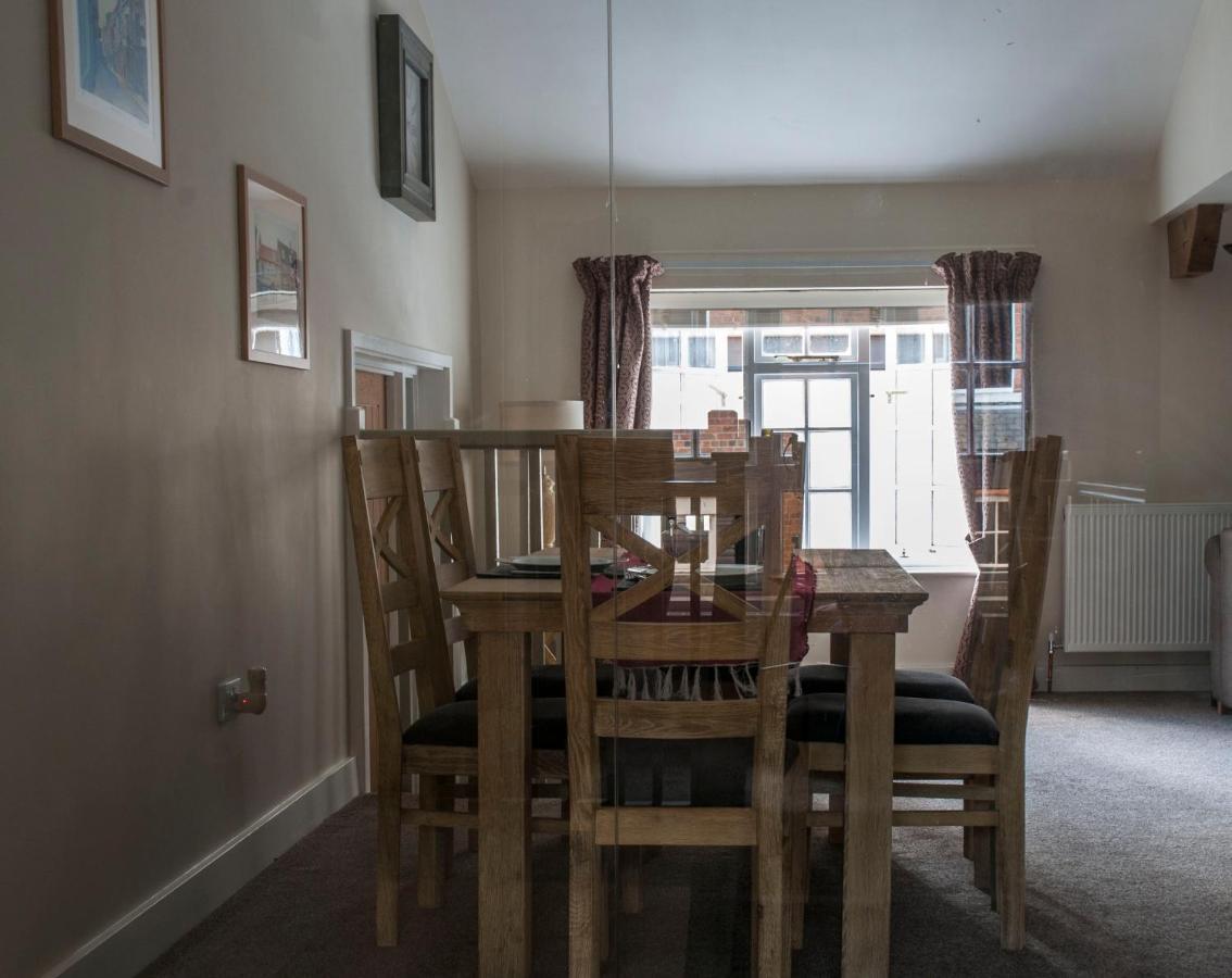 Danesgate Coach House Apartment *