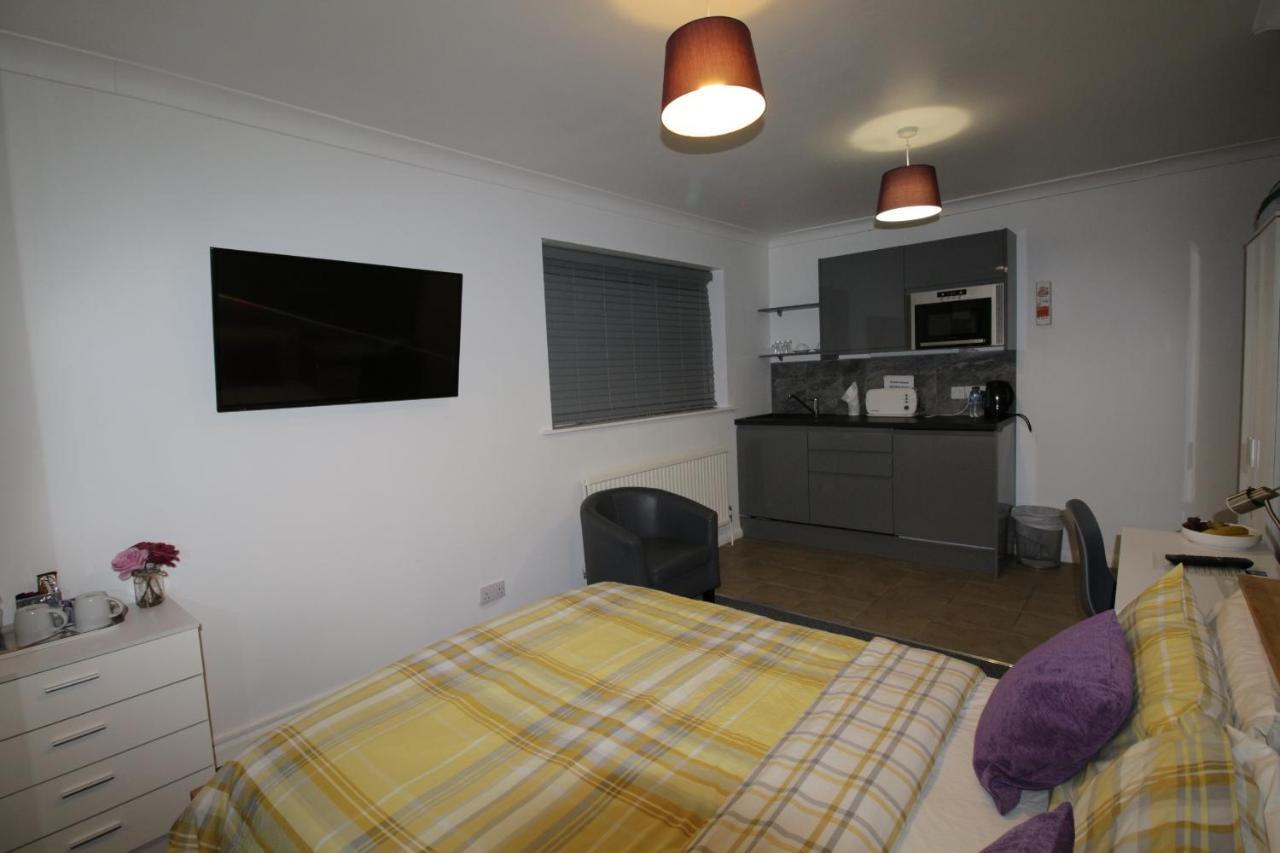Tennyson Guest house