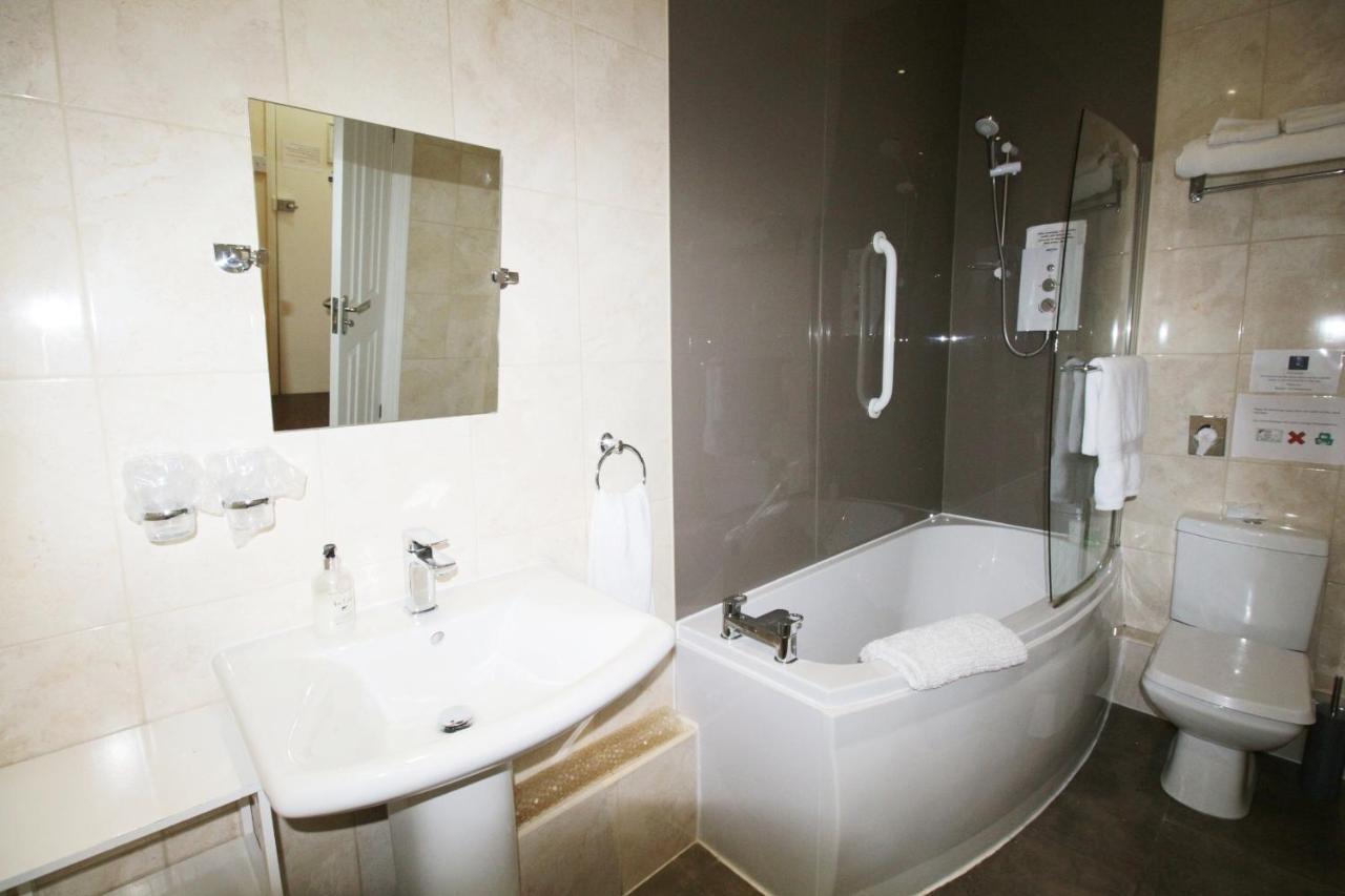 Tennyson 4* Lincoln