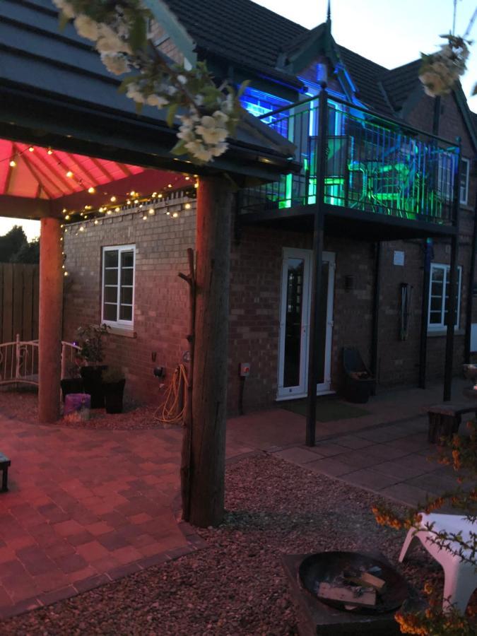 Holiday home Retreat With Private Hot Tub *