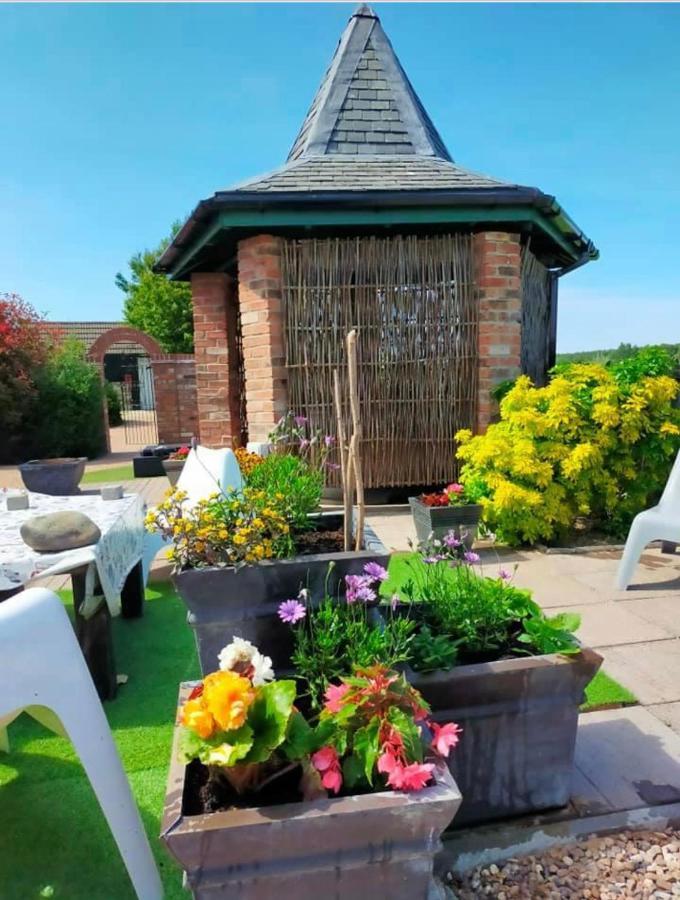 Retreat With Private Hot Tub
