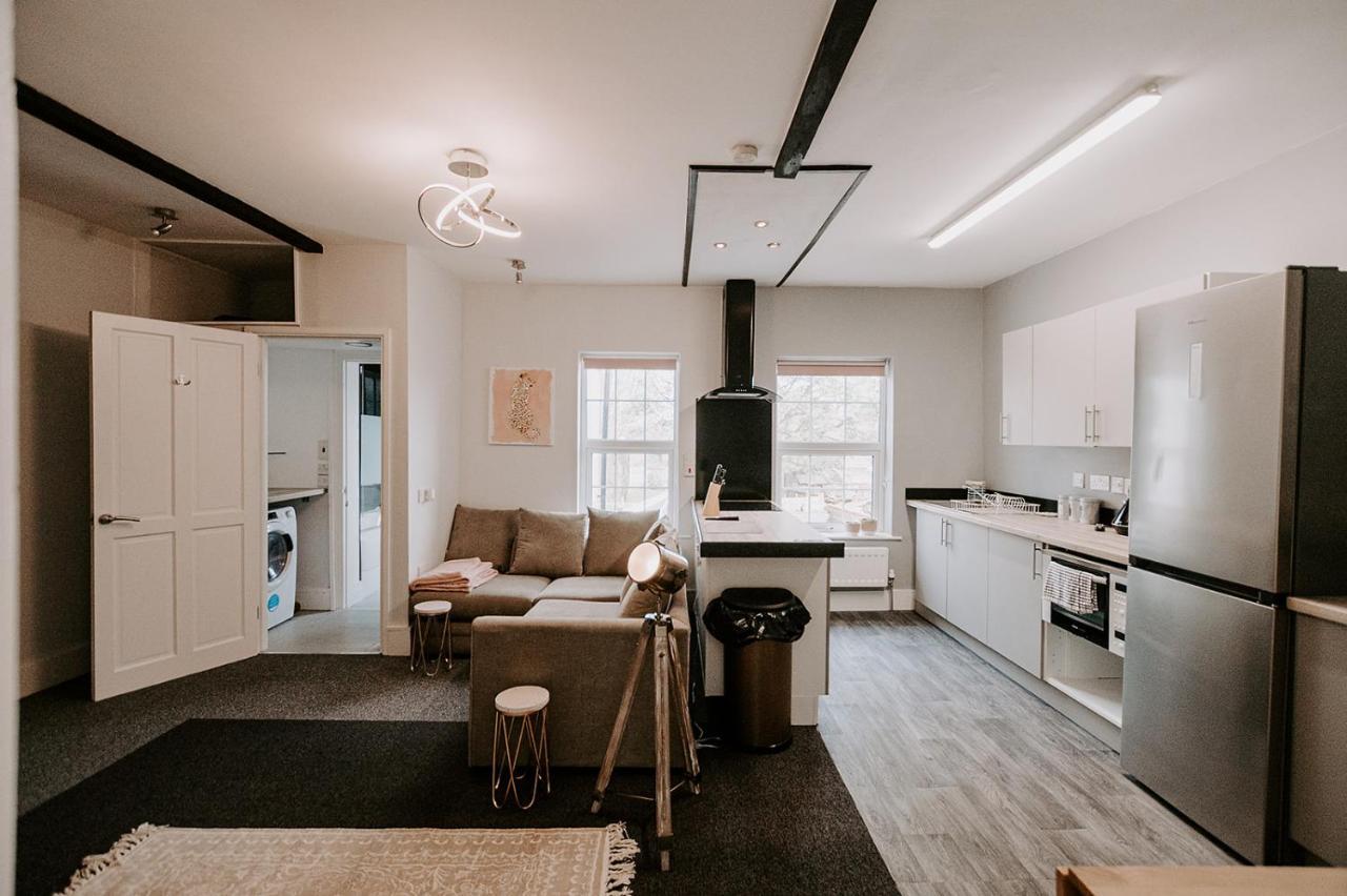 Primrose Apartment *