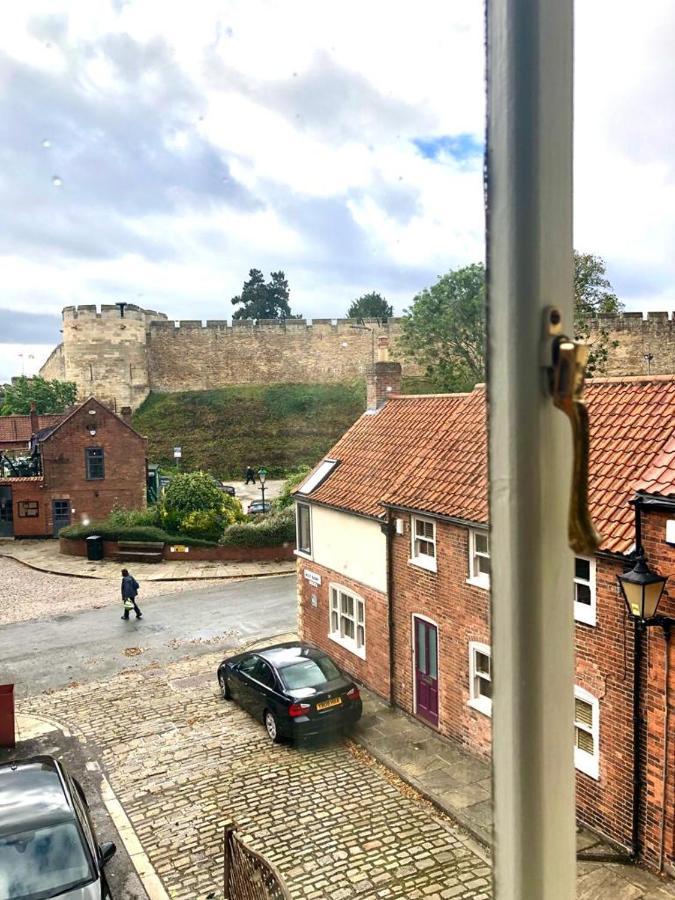 Hotel Castle &