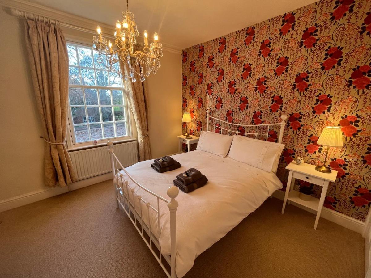 Choristers Mews: Luxury A Stones Throw From The Cathedral! Lincoln