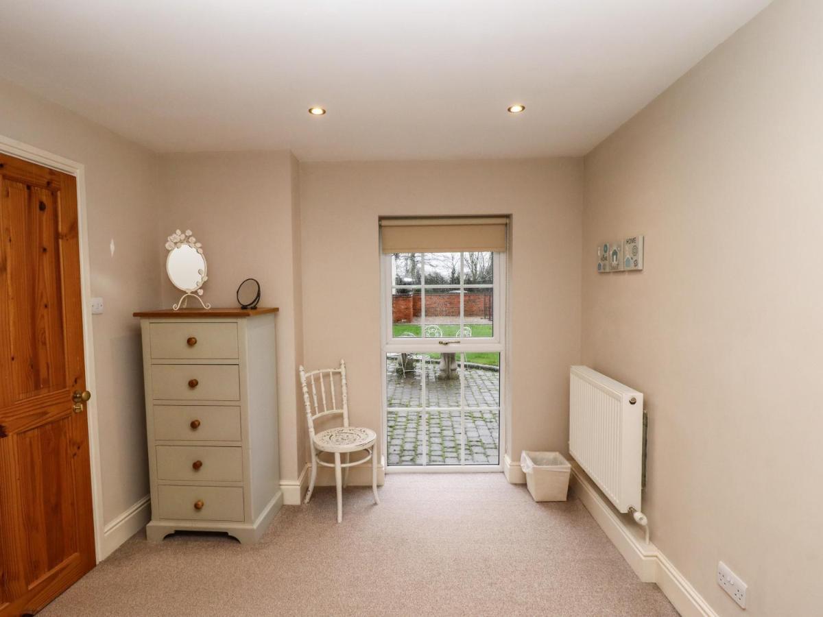 Cooper's Cottage, *