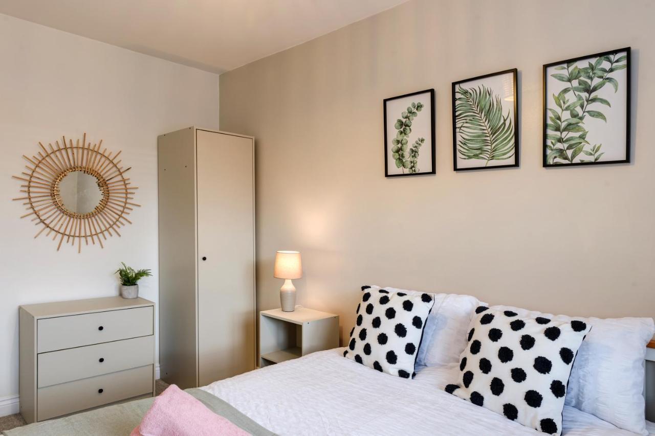 Apartment Comfortable 3 Bed Lincoln