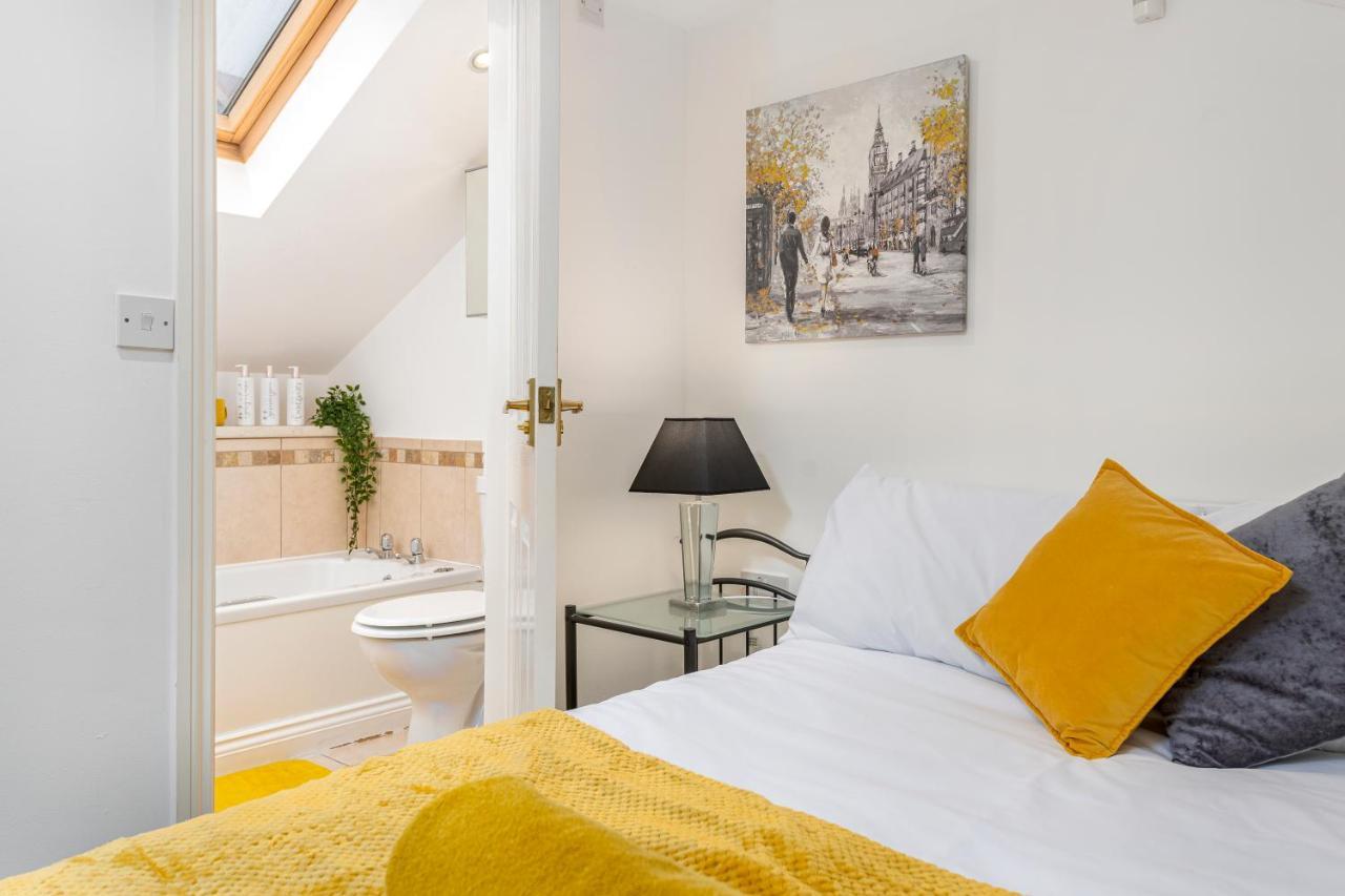 Centre Charming 2 Bed Lovely Apartment-snugstaff