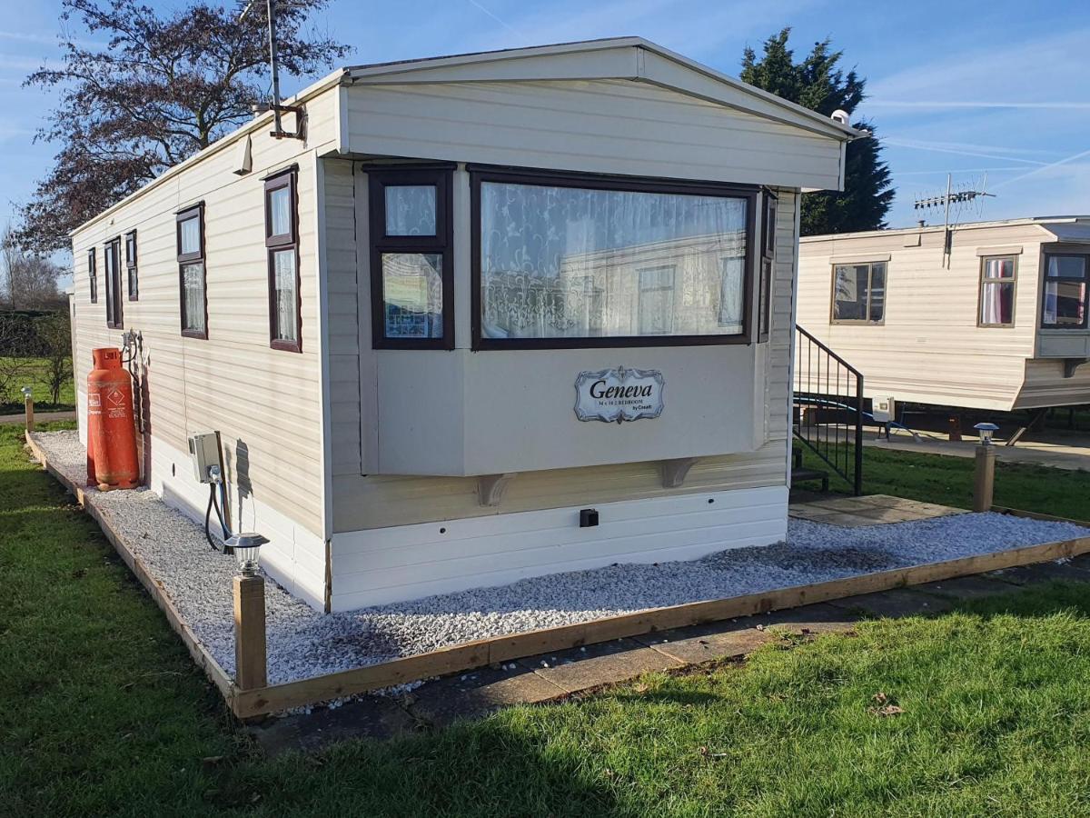 Fishing Family Caravan Campsite *