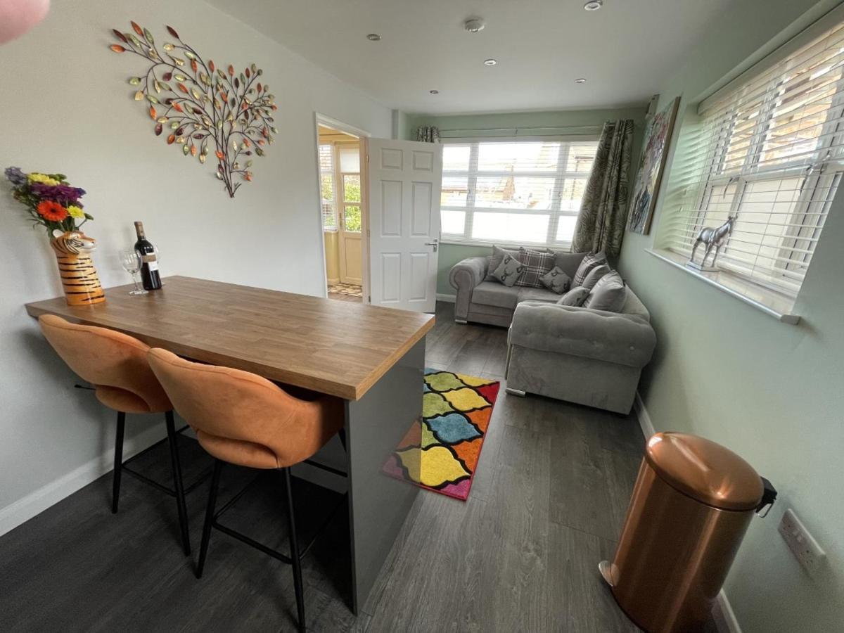 Orchard Cottage. Lincoln