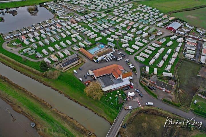 Campsite Fishing Family Caravan *