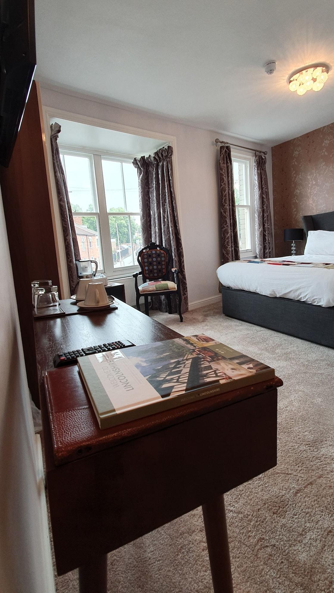 The Bronze Pig 3* Lincoln