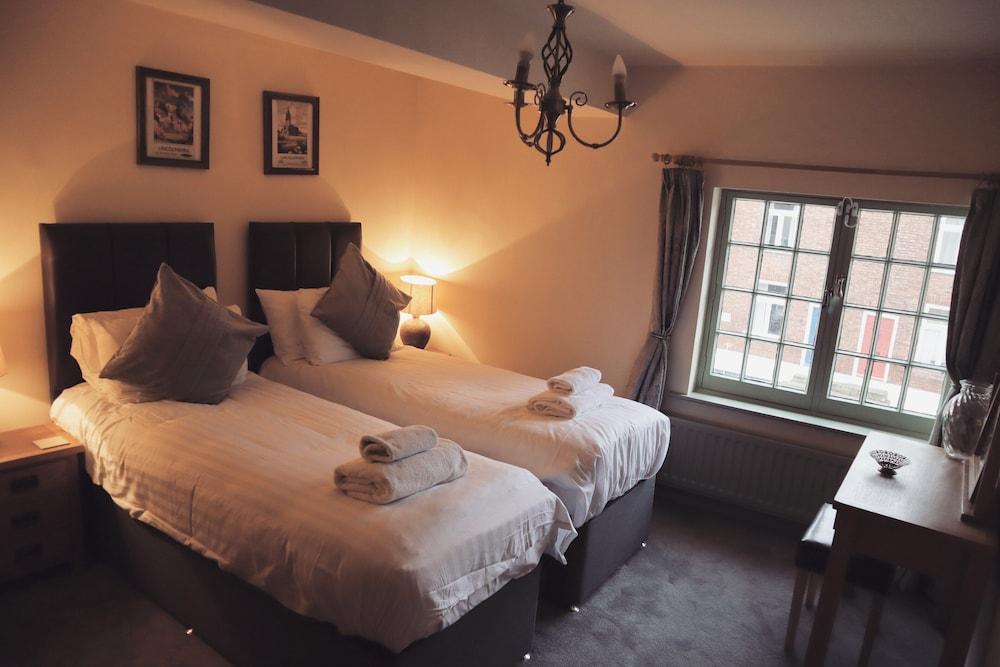 Hotel The Duke William 3*